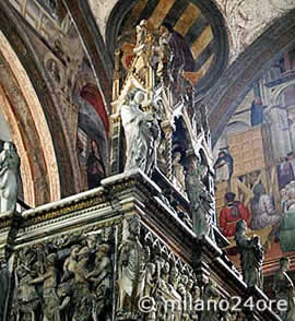 Marble sarcophagus in the Cappella Portinari